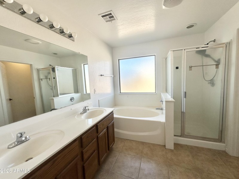 WALK IN SHOWER