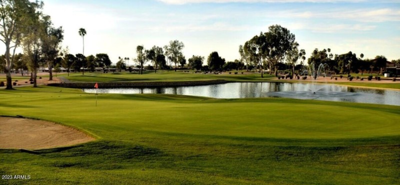 25845 S Howard Golf