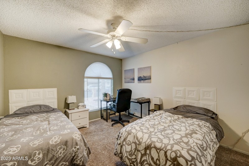 25845 S Howard-14