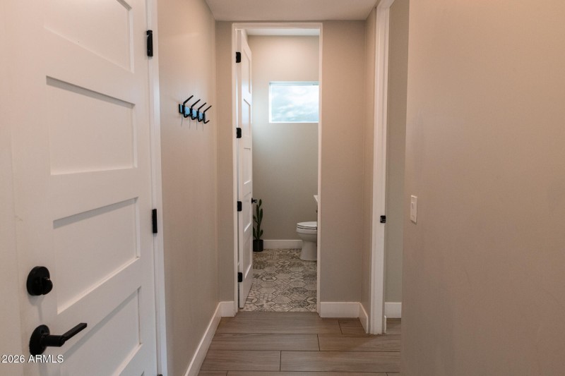 3732n68thst-39