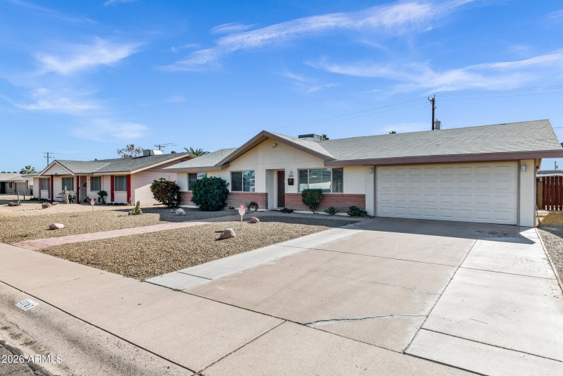 3707 W Caron St-2