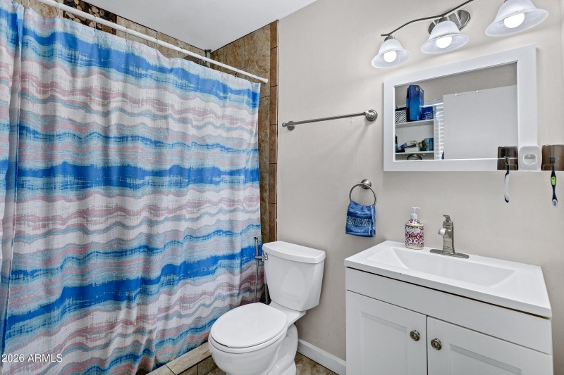 3707 W Caron St-21