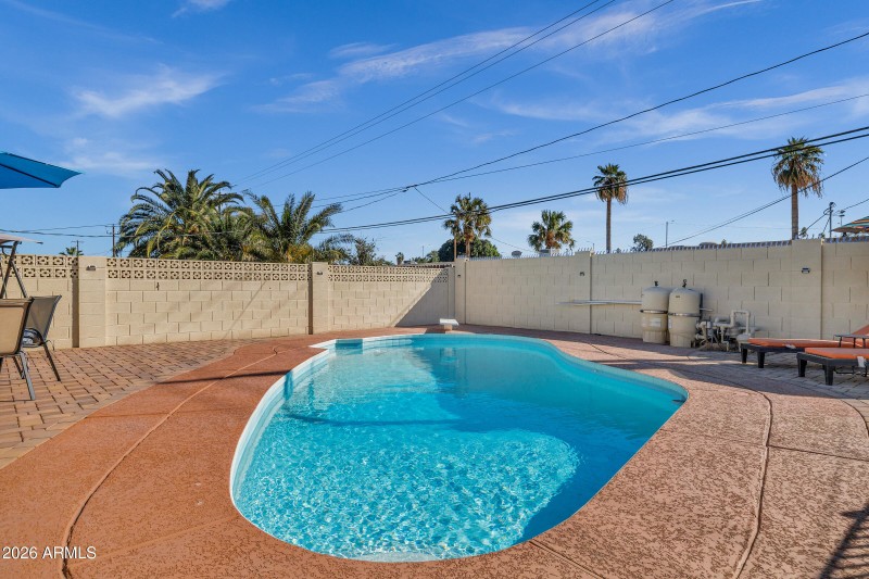 3707 W Caron St-24