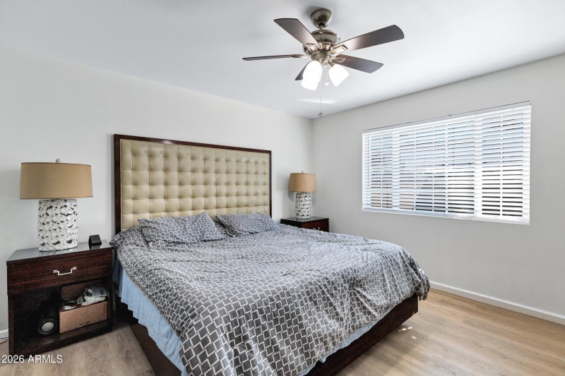 3707 W Caron St-19