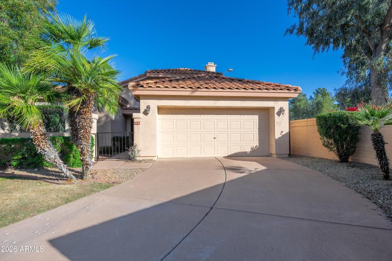 9596 E Windrose Dr, 02-05 - 01