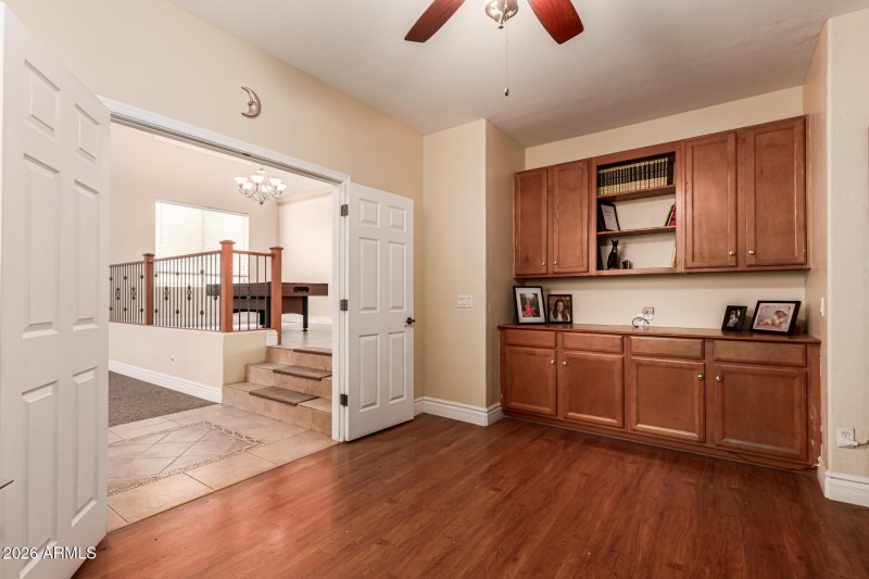 Office/5th Bedroom