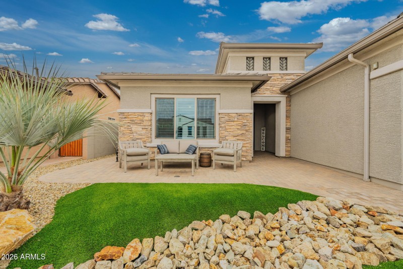 7-web-or-mls-4387 W Ruby Drive-5