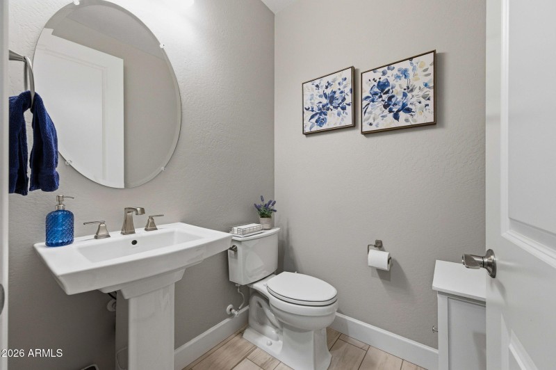 18-web-or-mls-4387 W Ruby Drive-16