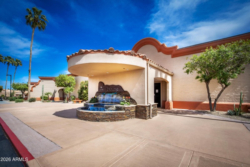202 Entry to Palo Verde Clubhouse