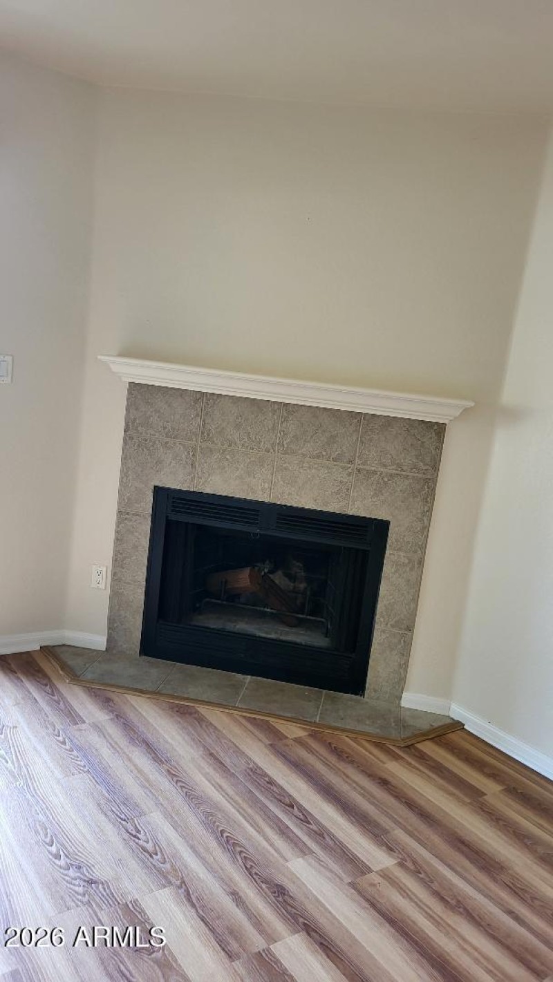 Lvng Rm Fireplace