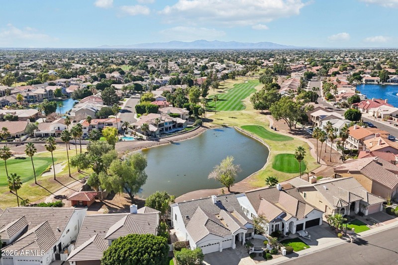 77-web-or-mls-N 56th Ave-S0502-077