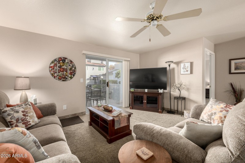 06 Living Room