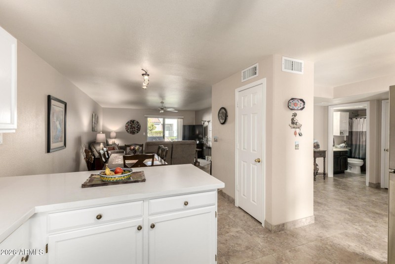 10 Kitchen
