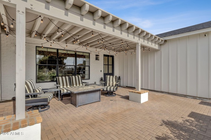 Front Seating Area