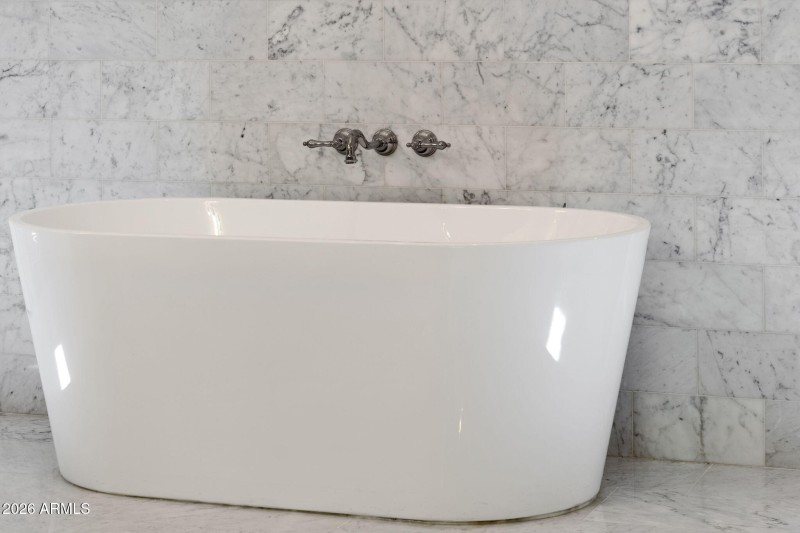 Primary Tub