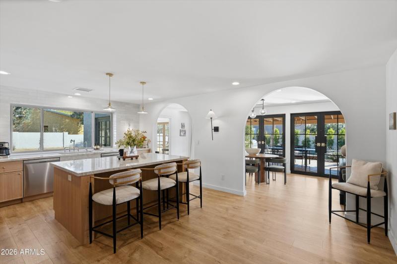 10-Kitchen