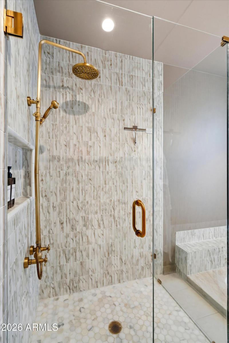 30-Primary Shower
