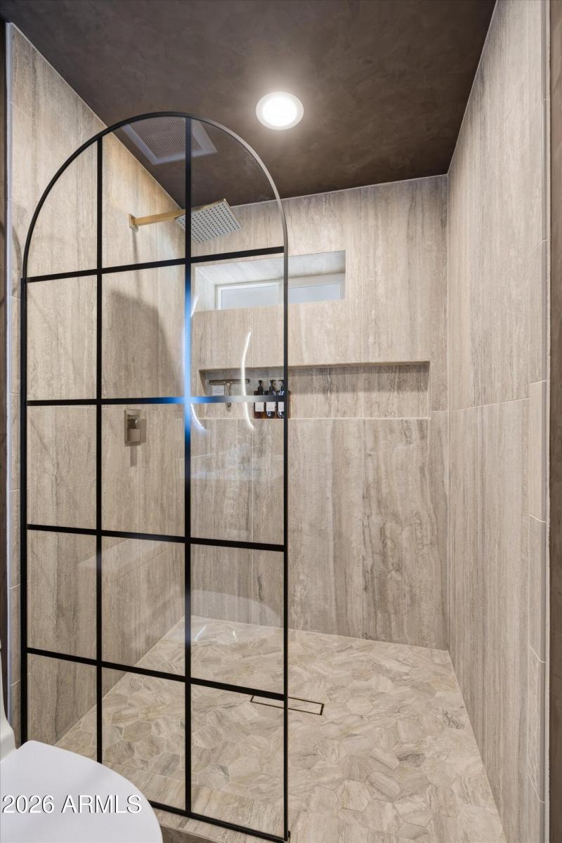 44-Bathroom 3