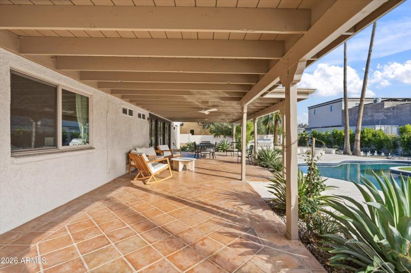 51-Covered Patio