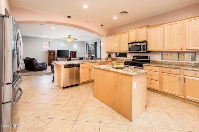 31126 N 131st Dr - MLS-20