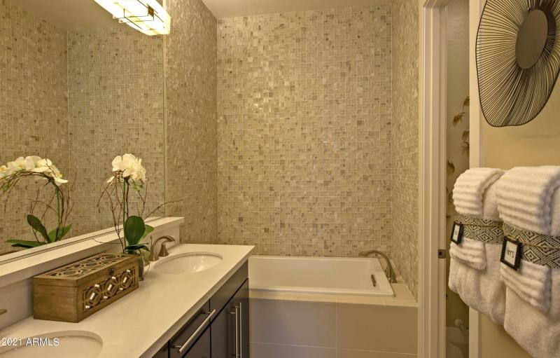 012_Master Bath