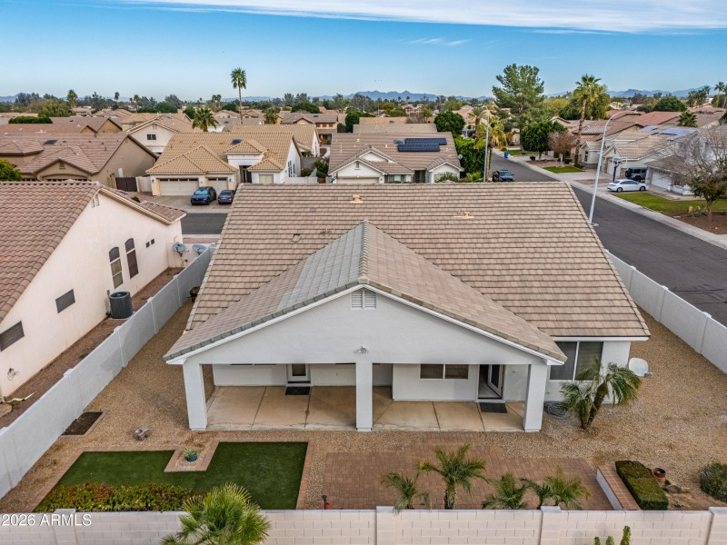 1695 E Monterey St-41