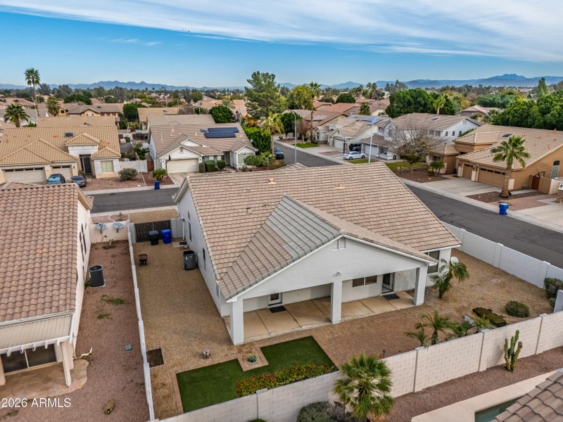 1695 E Monterey St-44