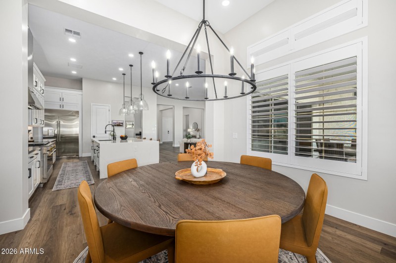 Breakfast Nook 2