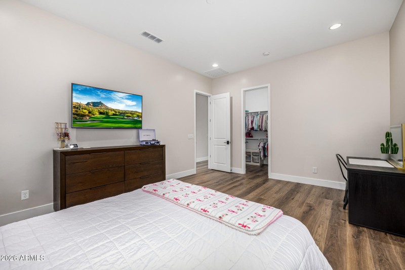 North Bedroom 2