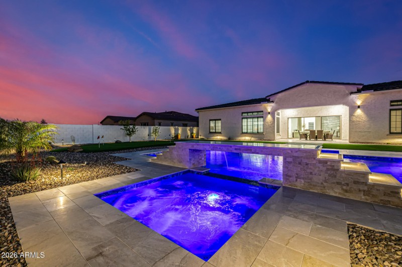 Spa & Pool