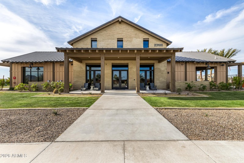 Clubhouse 1