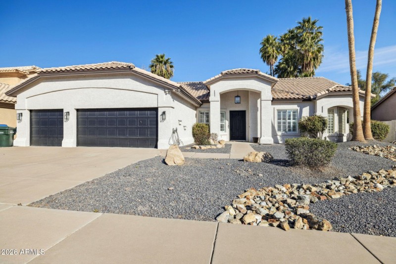 4-web-or-mls-2732-e-hillery-dr