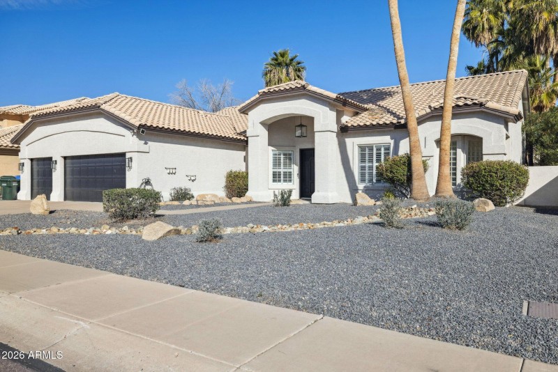 6-web-or-mls-2732-e-hillery-dr