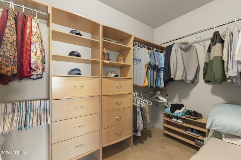 Walk-In Closet Suite