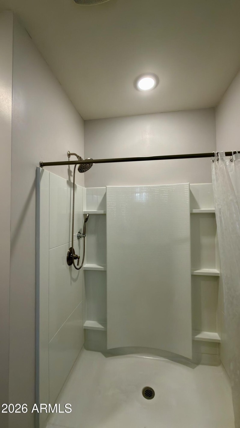 M.Shower1