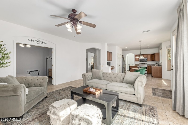 2nd Living Rm