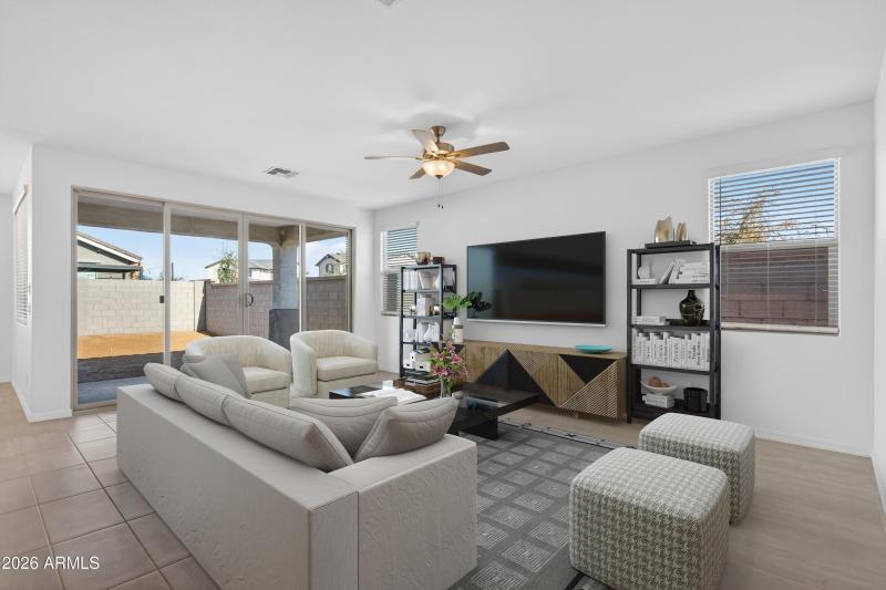 3VS) GREAT ROOM