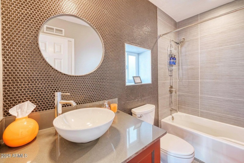 Casita Bathroom