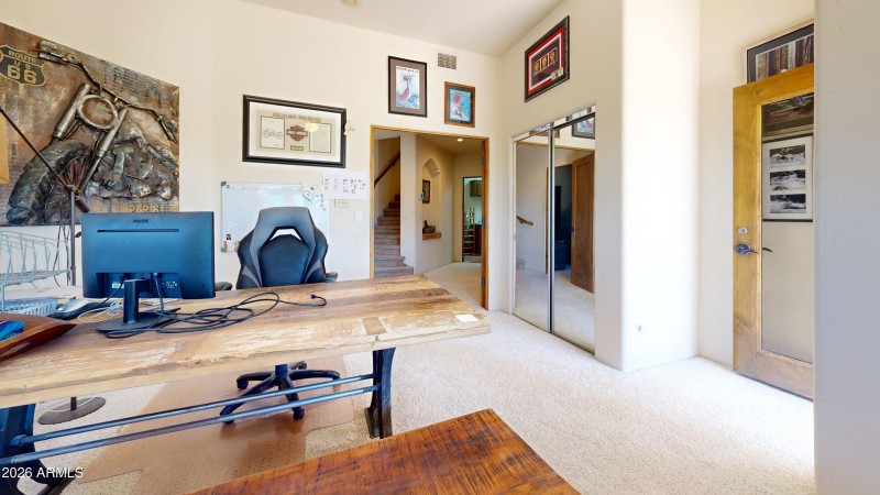 Office/bedroom 4