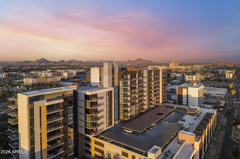 Luxury Mid-Rise Exterior
