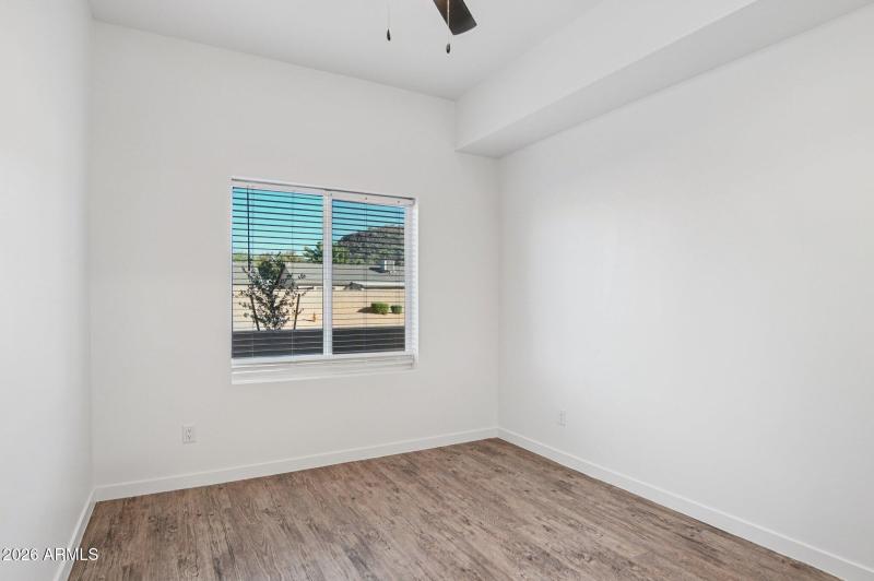 13-web-or-mls-3021 W Williams Dr A101-S0