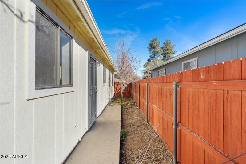 25-Backyard