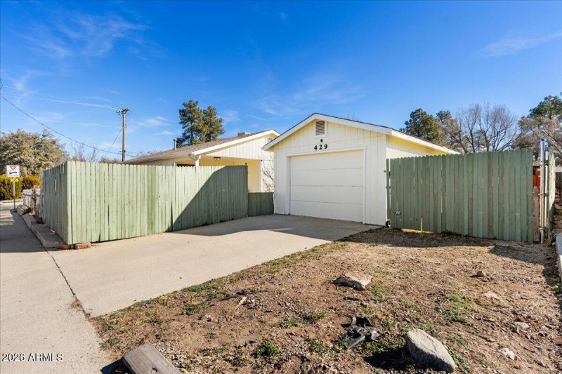 26-Driveway