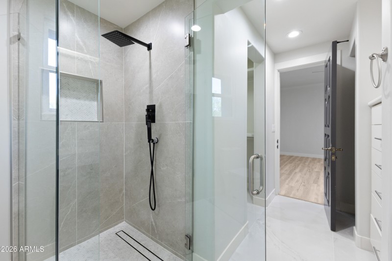 Guest Bathroom Two (a)