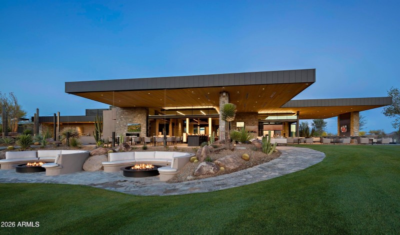 Seven Clubhouse