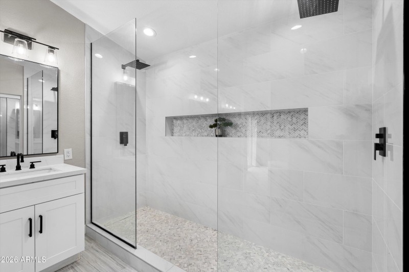 18-Primary Bathroom