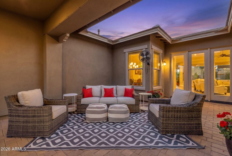 Beautiful gated courtyard
