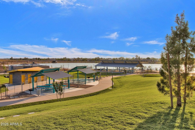 Gilbert Regional Park near The Bridges