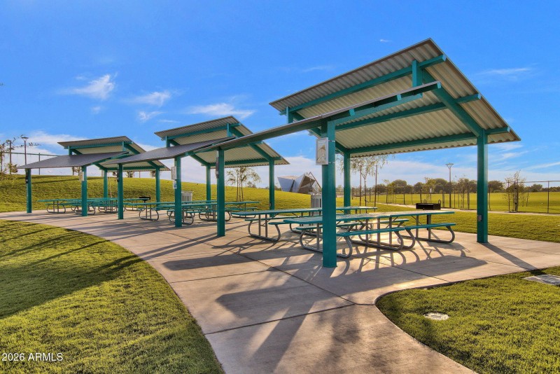 Gilbert Regional Park near The Bridges