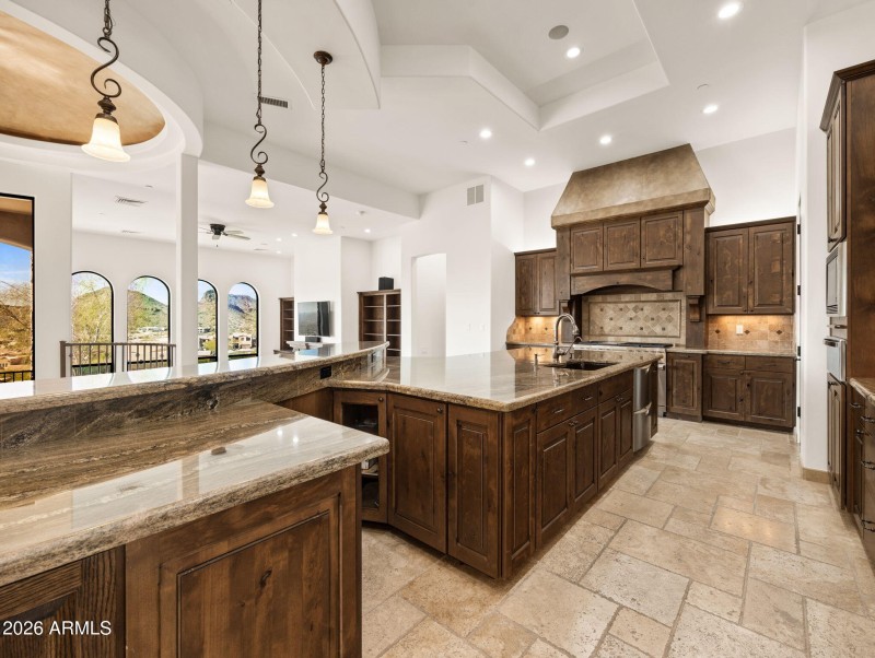 Large Kitchen Islands
